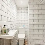 2 Bed In Oc-a30987