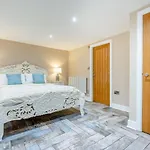 2 Bed In Oc-a30987 아파트 *