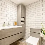 2 Bed In Oc-a30987 아파트 휫비