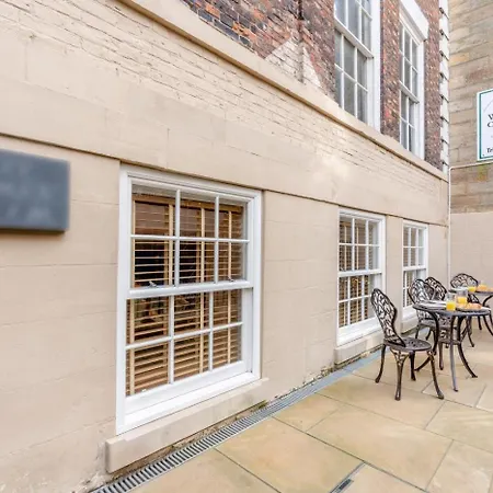 The Admirals - Whitby